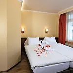 Hotel Swiss & 3*